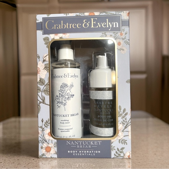 Crabtree & Evelyn Nantucket Briar Other - Crabtree & Evelyn NWT Nantucket Briar Body Hydration Essentials Boxed Gift Set